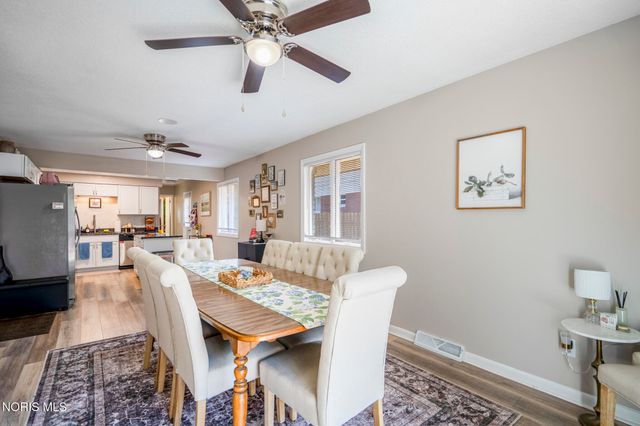 2048 Mayport Drive, Toledo, OH 43611