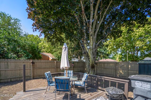 2048 Mayport Drive, Toledo, OH 43611