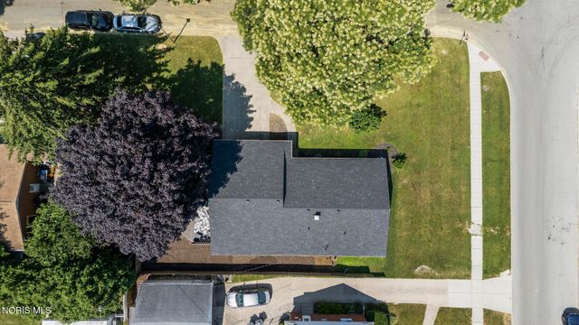 2048 Mayport Drive, Toledo, OH 43611