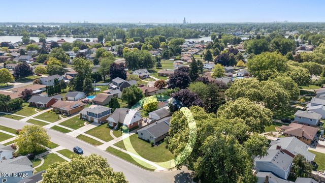 2048 Mayport Drive, Toledo, OH 43611