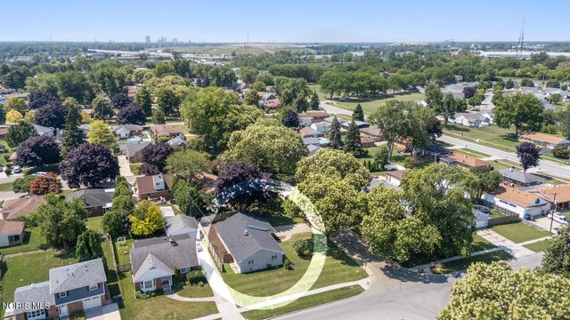 2048 Mayport Drive, Toledo, OH 43611