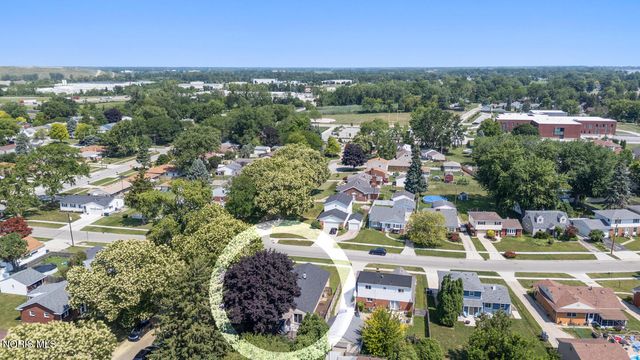 2048 Mayport Drive, Toledo, OH 43611