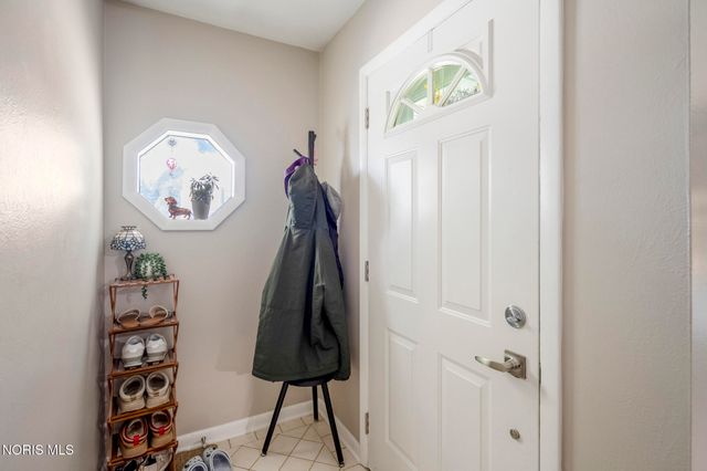 2048 Mayport Drive, Toledo, OH 43611