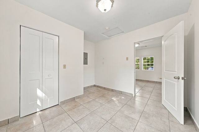 1521 Mckinley Avenue, Joliet, IL 60436