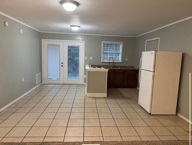 101 Cambridge Drive A&B, Carl Junction, MO 64834