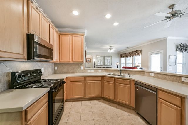 2409 Ameno Drive, Pearland, TX 77581