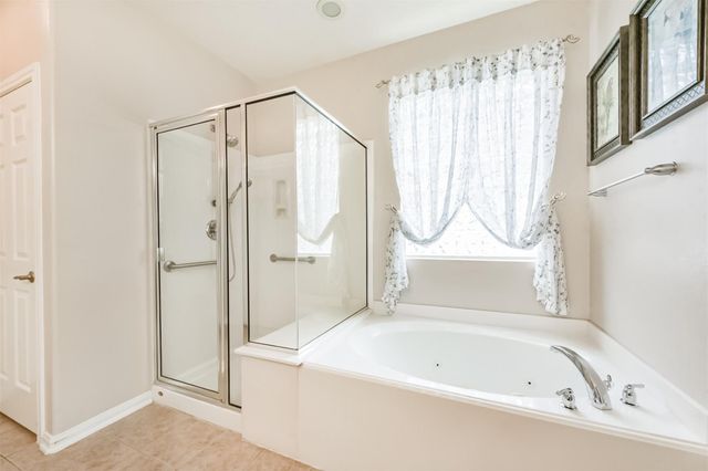 2409 Ameno Drive, Pearland, TX 77581