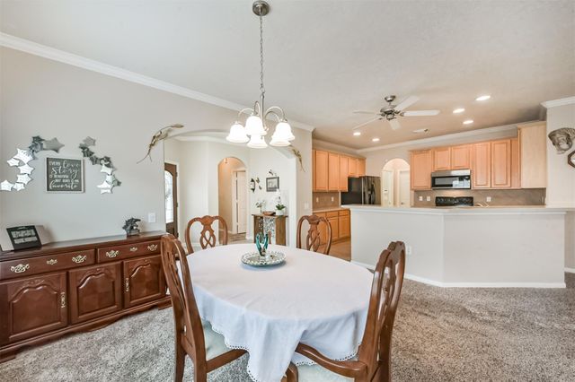 2409 Ameno Drive, Pearland, TX 77581