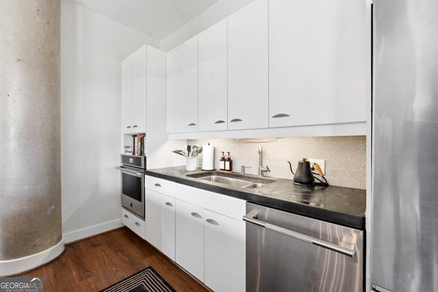 206 11th Street NE 702, Atlanta, GA 30309