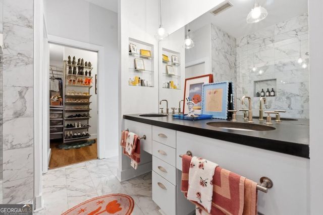 206 11th Street NE 702, Atlanta, GA 30309