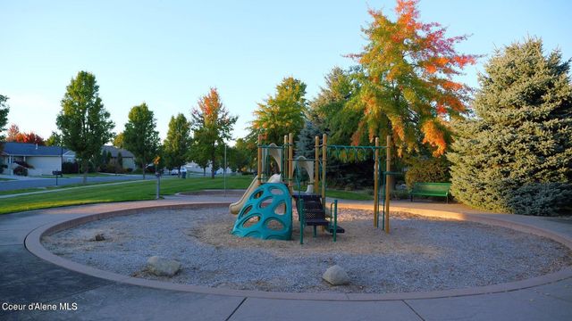 2989 N DURROW LOOP, Post Falls, ID 83854