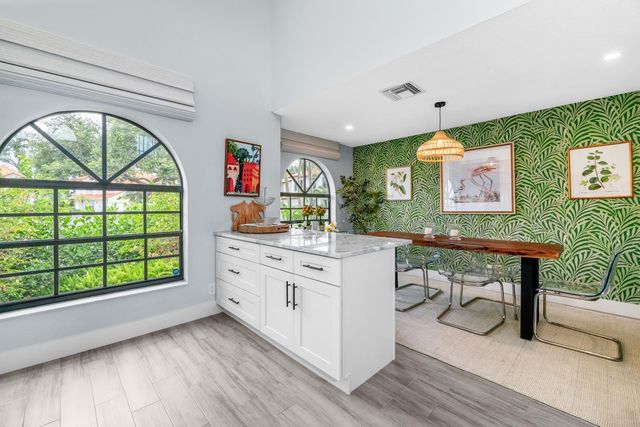 13549 Fountain View Boulevard, Wellington, FL 33414