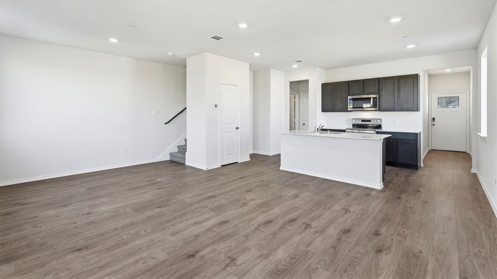 4025 Sparrow St., Dallas, TX 75237 — photo 2