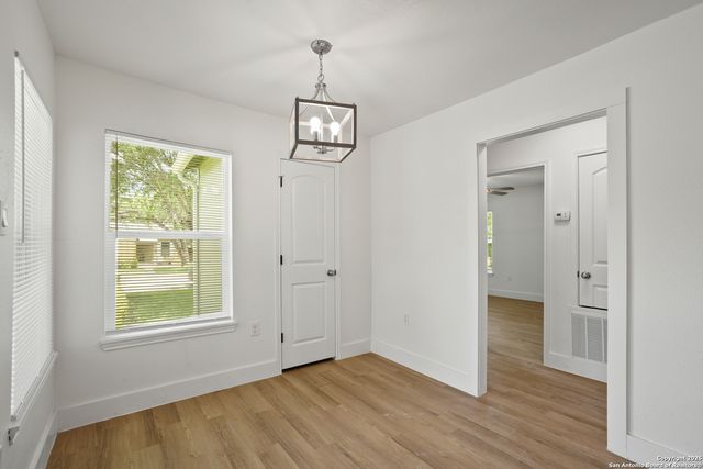 446 Elmwood, San Antonio, TX 78212
