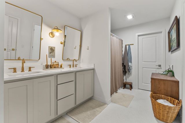 17453 Sonic Court, Huntertown, IN 46748