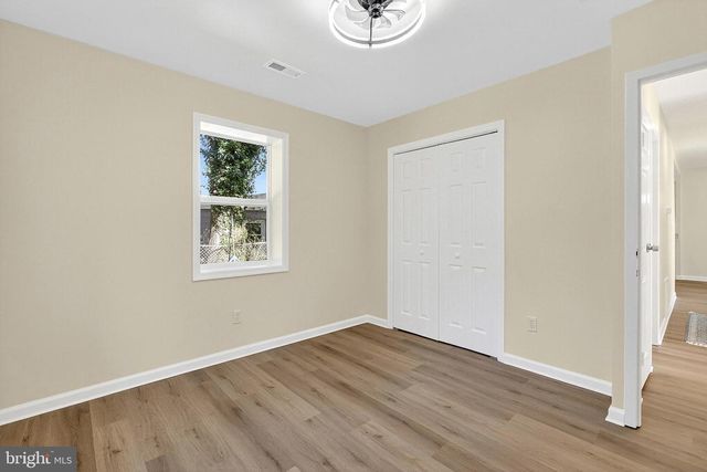 422 ROBINSON DR, Wilmington, DE 19801