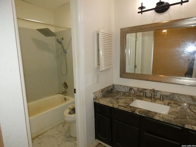 6806 Laguna Verde, San Antonio, TX 78239