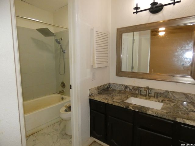 6806 Laguna Verde, San Antonio, TX 78239
