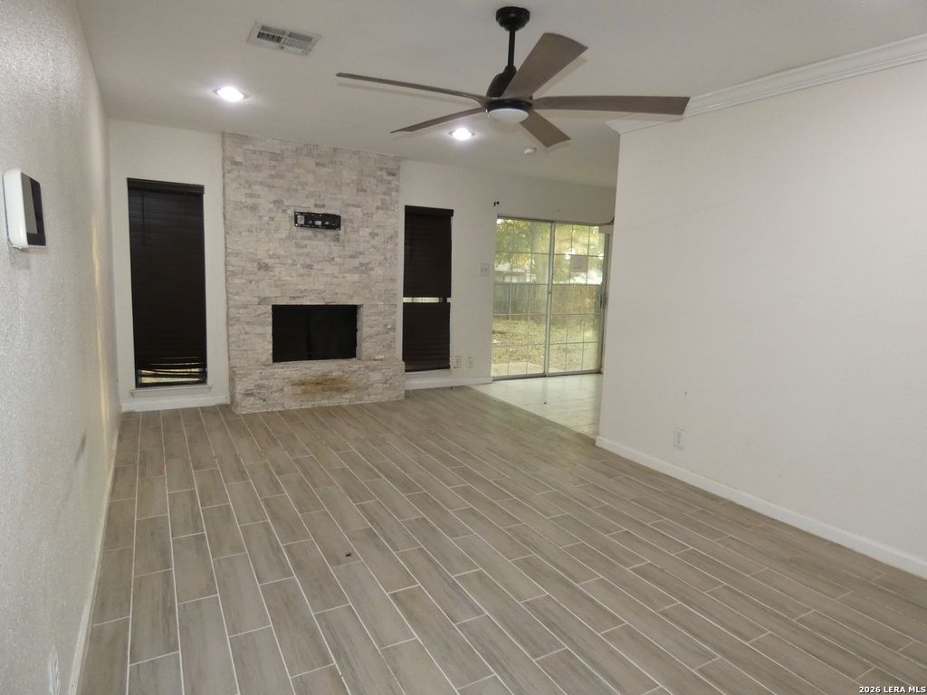 6806 Laguna Verde, San Antonio, TX 78239