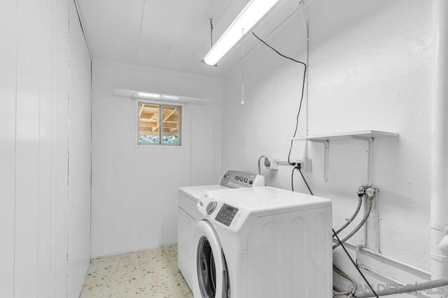 1005 E 2nd St, National City, CA 91950