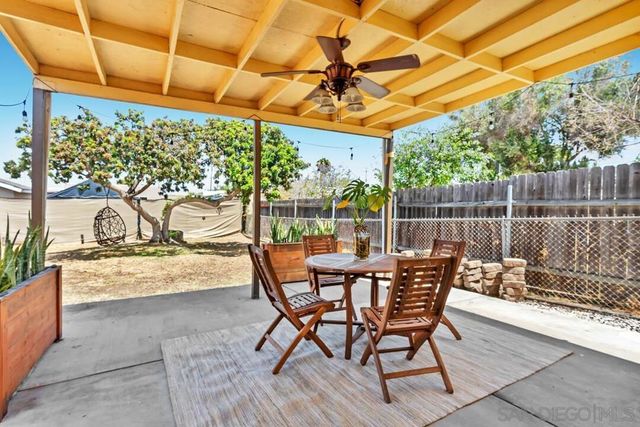 1005 E 2nd St, National City, CA 91950