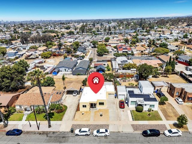 1005 E 2nd St, National City, CA 91950