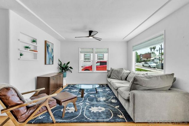 1005 E 2nd St, National City, CA 91950