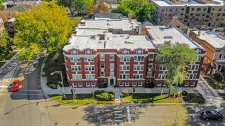 404 S Lombard Avenue 1, Oak Park, IL 60302