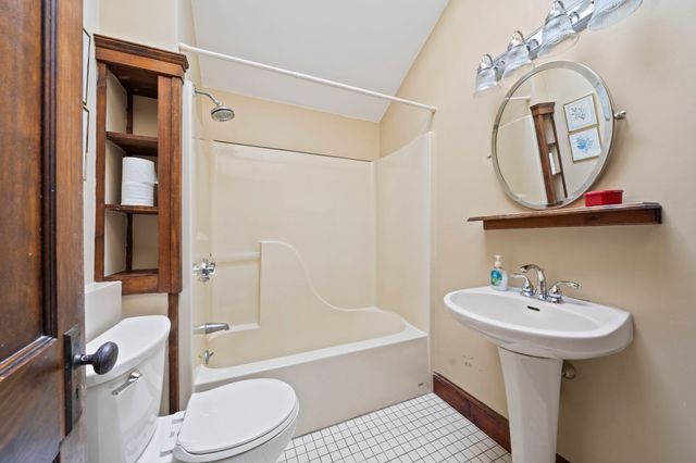 258 Holbrook, Quincy, MA 02171