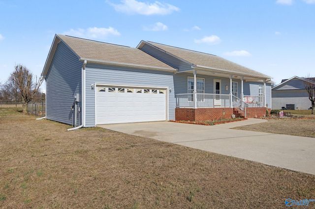 25151 Scarlett Lane, Athens, AL 35613