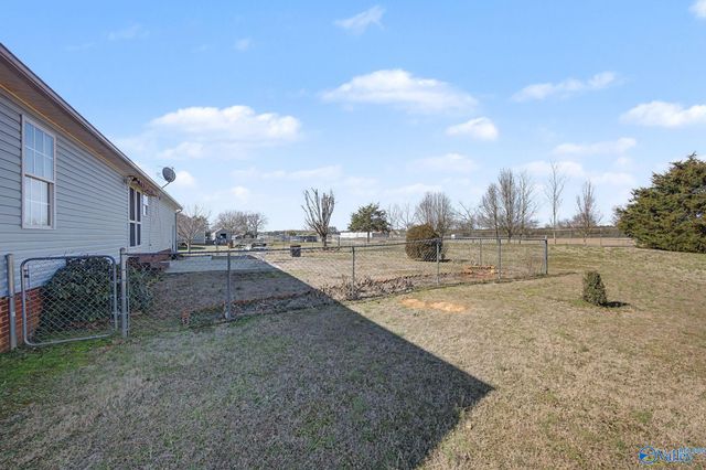 25151 Scarlett Lane, Athens, AL 35613