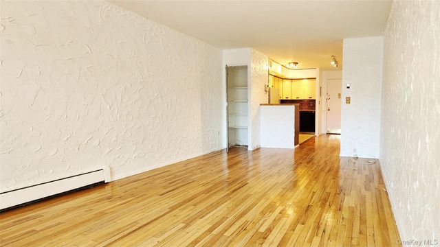 7109 Juniper Valley Road 2F, Middle Village, NY 11379