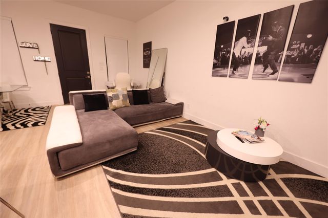 3549 Amos Street, Houston, TX 77021