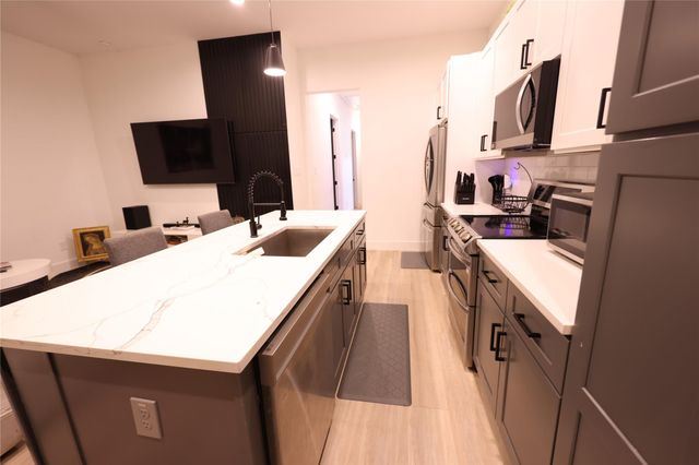 3549 Amos Street, Houston, TX 77021