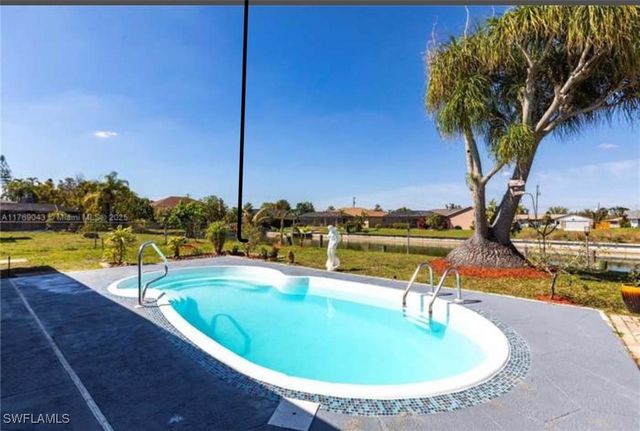 1801 Hancock Bridge PKWY, Cape Coral, FL 33990