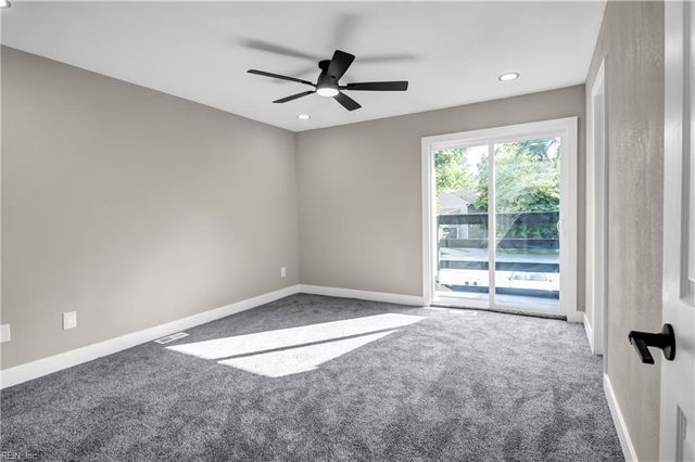 8 Glouchester CIR, Chesapeake, VA 23320
