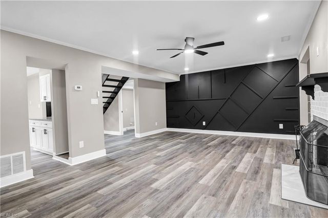8 Glouchester CIR, Chesapeake, VA 23320