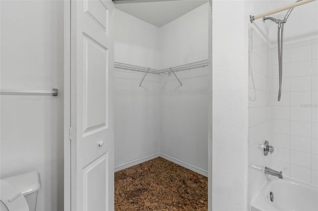 9158 LAKE CHASE ISLAND WAY 9158, Tampa, FL 33626