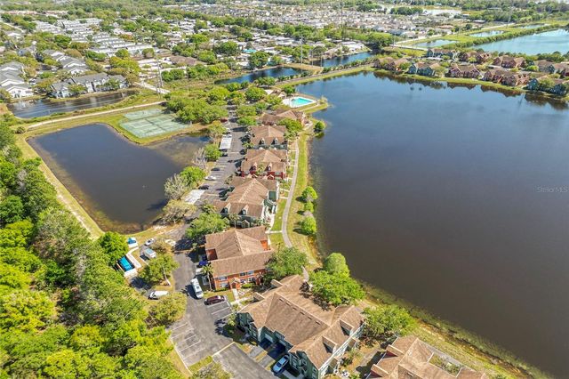 9158 LAKE CHASE ISLAND WAY 9158, Tampa, FL 33626