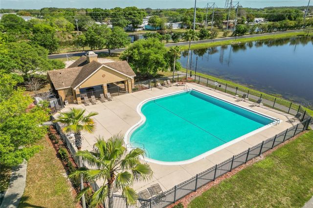 9158 LAKE CHASE ISLAND WAY 9158, Tampa, FL 33626