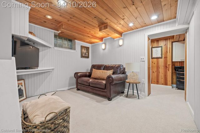 46079 Sunset Street, Northville Township, MI 48167