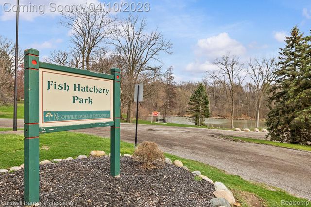 46079 Sunset Street, Northville Township, MI 48167