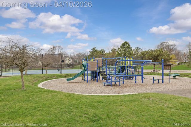 46079 Sunset Street, Northville Township, MI 48167
