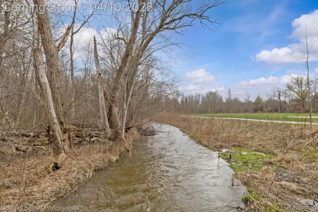 46079 Sunset Street, Northville Township, MI 48167