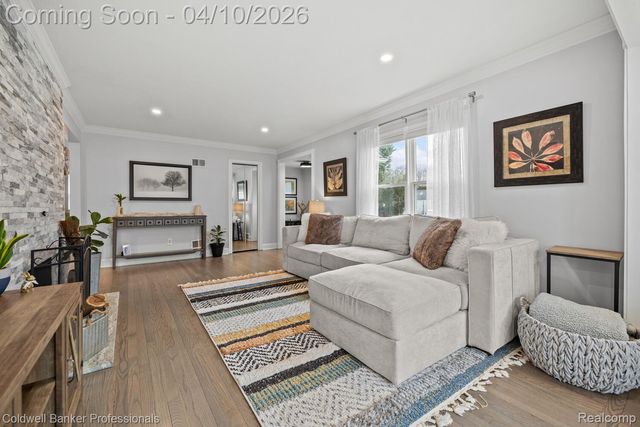 46079 Sunset Street, Northville Township, MI 48167
