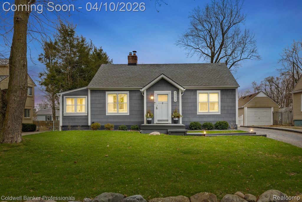 46079 Sunset Street, Northville Township, MI 48167