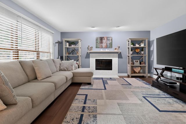 18175 Queensbury Drive, Livonia City, MI 48152