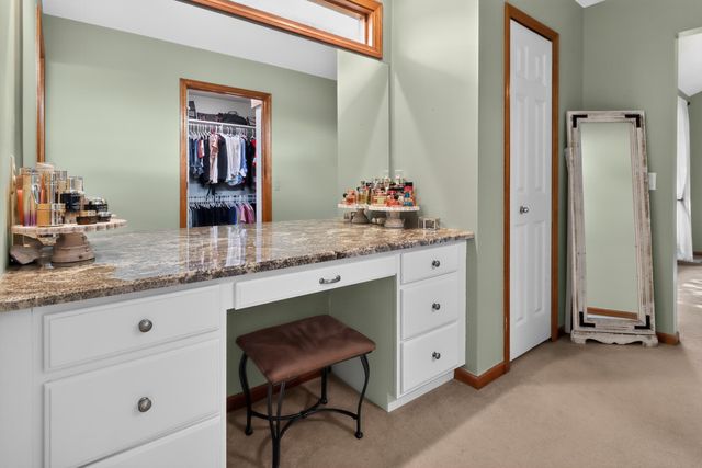 18175 Queensbury Drive, Livonia City, MI 48152