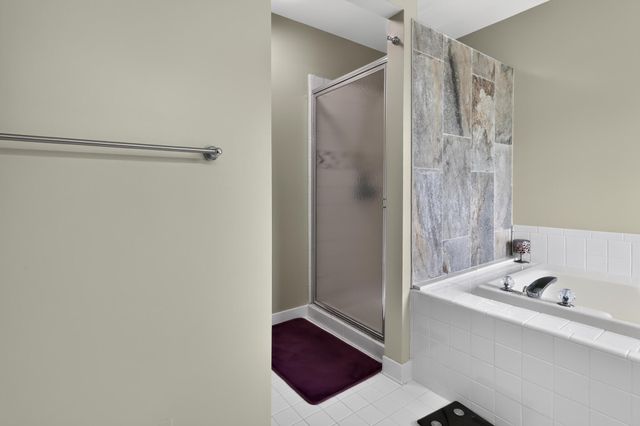 18175 Queensbury Drive, Livonia City, MI 48152