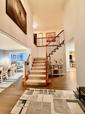 18175 Queensbury Drive, Livonia City, MI 48152